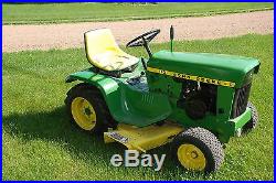 1971 John Deere 110 Lawn and Garden Tractor Mower