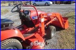 2005 SIMPLICITY LEGACY COMPACT TRACTOR With LOADER & MOWER. 4X4. KOHLER GAS. NICE