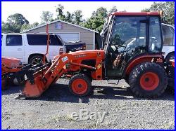 2013 Kubota B3000HSDC 30hp 4wd CAB tractor with LA402 front loader