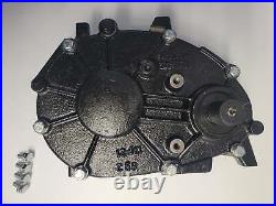 AUC16953 19M7865 (4) John Deere OEM Parallel Shaft Gear Box with Bolts