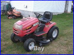 HUSKEE Lawn tractor Model with twin cyl 21hp Briggs and Stratton engine 46 deck