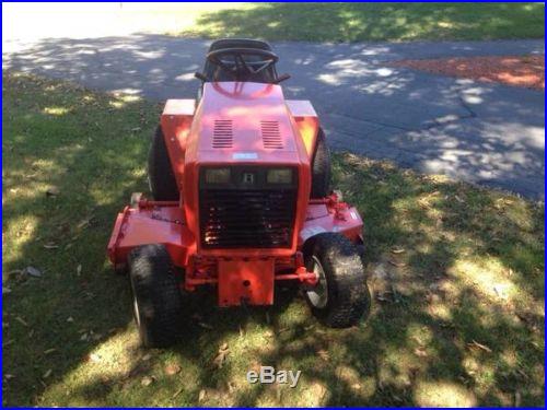 Ingersoll 3014 garden tractor with 48 inch (RM48) mower deck