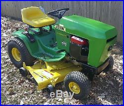 JOHN DEERE 116 TRACTOR LAWN GRASS GARDEN MOWER