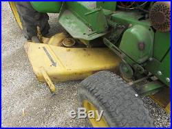 John Deere 110 Lawn Tractor Riding Mower