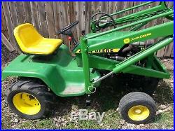 John Deere 318 Garden Tractor with hydraulic loader and blade landscaping