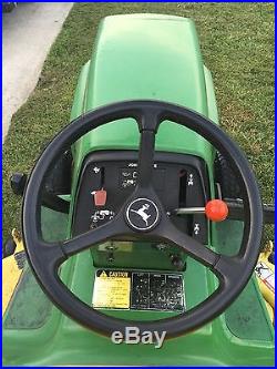 John Deere 318 Garden tractor w 46 Mower Deck