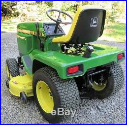 John Deere 318 Lawn & Garden Tractor / Mower