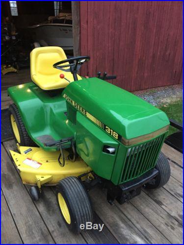 John Deere 318 Lawn Mower W/power Steering & 50 Mower Deck