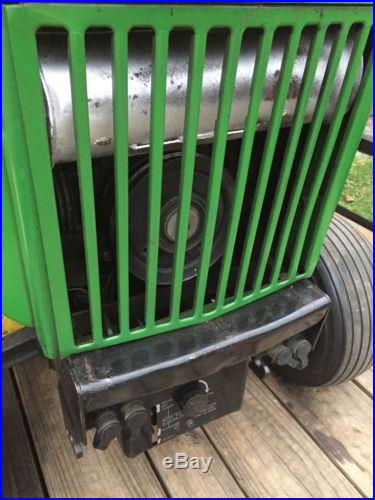 John Deere 318 Lawn Mower W/power Steering & 50 Mower Deck