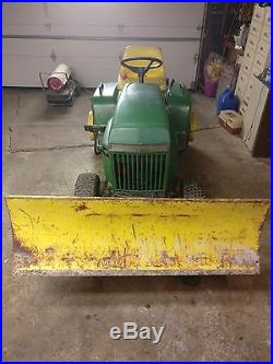 John Deere 318 Lawn Tractor 54 blade, 48 Deck
