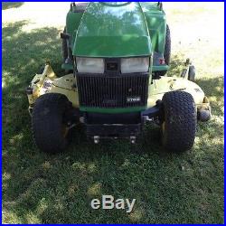 John Deere 445 Lawn Tractor / riding mower fuel injected