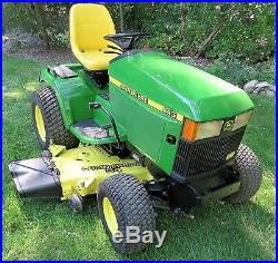 John Deere 445 Lawn and Garden Tractor / Mower