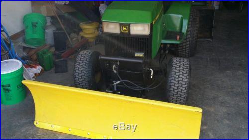 John Deere 455 Lawn Tractor