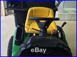 John Deere L108 Riding Lawn mower with bagging system