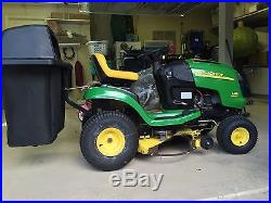 John Deere L108 Riding Lawn mower with bagging system