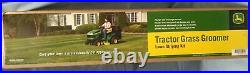 John Deere LP1001 Grass Groomer-42 Edge-Tractors