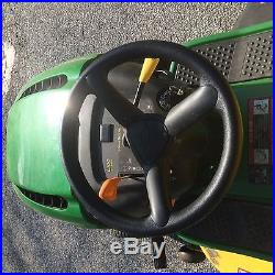 John Deere Lawn Tractor L100