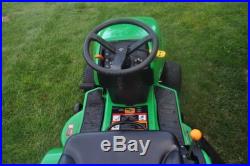 John Deere /Sabre Lawn Tractor Riding Mower. Excellent Condition