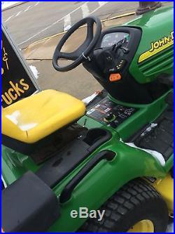 John Deere X 485 Lawn Tractor