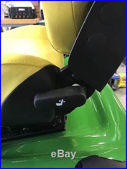 New John Deere Seat BM 25346 For X500 & X700 Series With Arm Rest Kit
