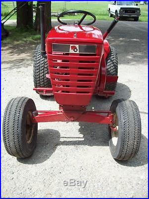 Vintage Wheel Horse 855 Garden Tractor